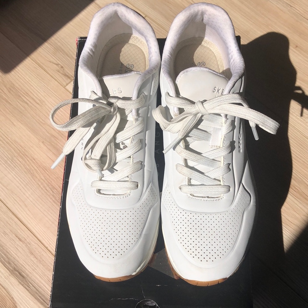 🌺SKECHERS STREET UNO WHITE STAND ON AIR SNEAKER🌺